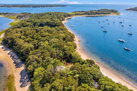 9 Bassetts Island Cataumet MA 02534