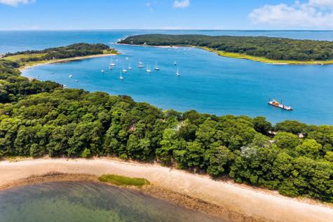 9 Bassetts Island Cataumet MA 02534