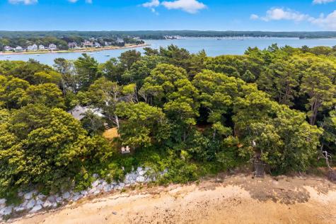 9 Bassetts Island Cataumet MA 02534