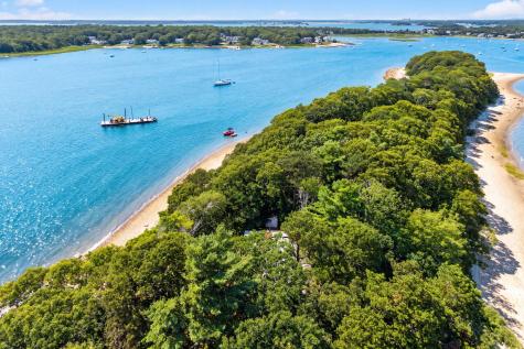 9 Bassetts Island Cataumet MA 02534