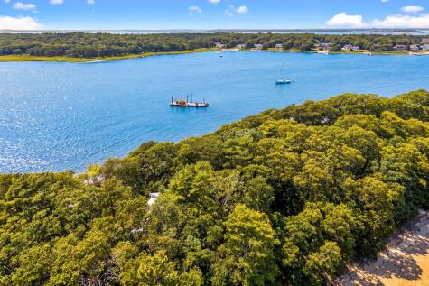 9 Bassetts Island Cataumet MA 02534