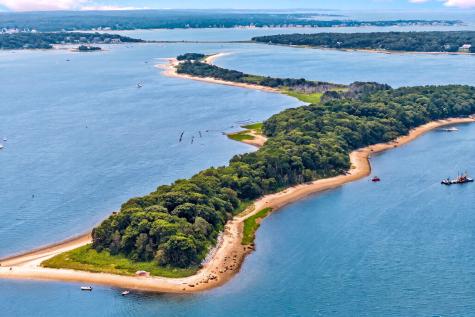9 Bassetts Island Cataumet MA 02534