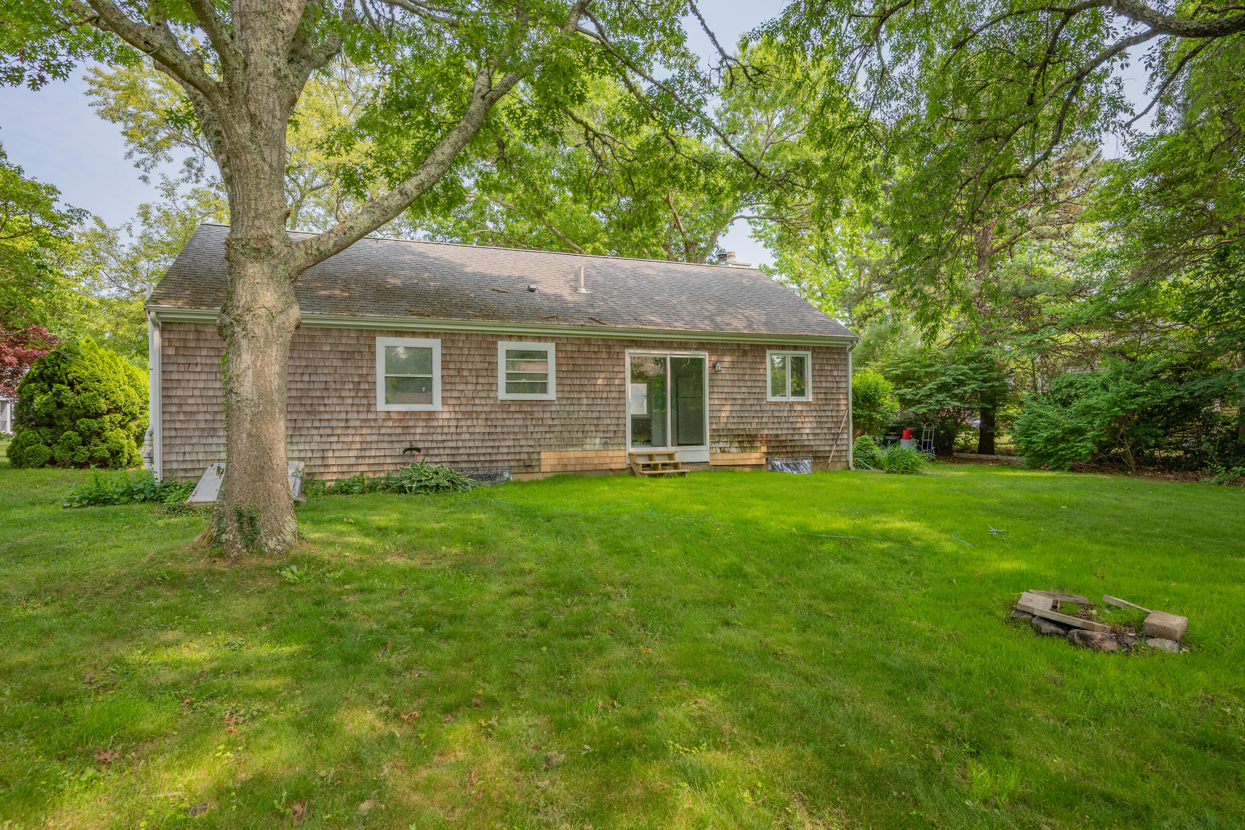 32 Jamie Lane Falmouth MA 02536