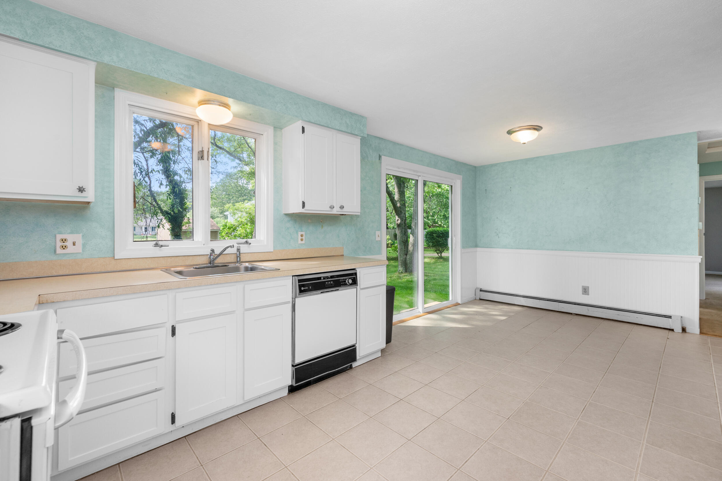 32 Jamie Lane Falmouth MA 02536