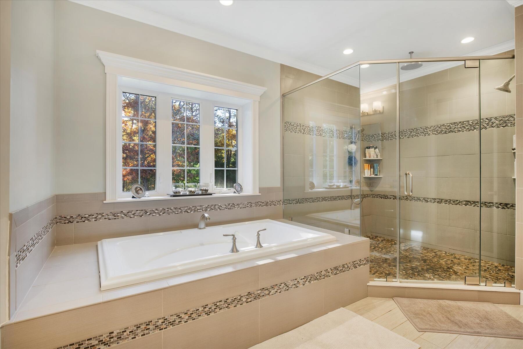 35 Spinnaker Drive Mashpee MA 02649