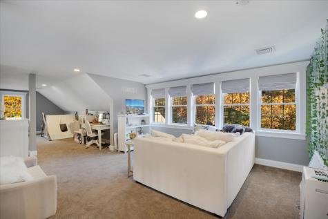 35 Spinnaker Drive Mashpee MA 02649