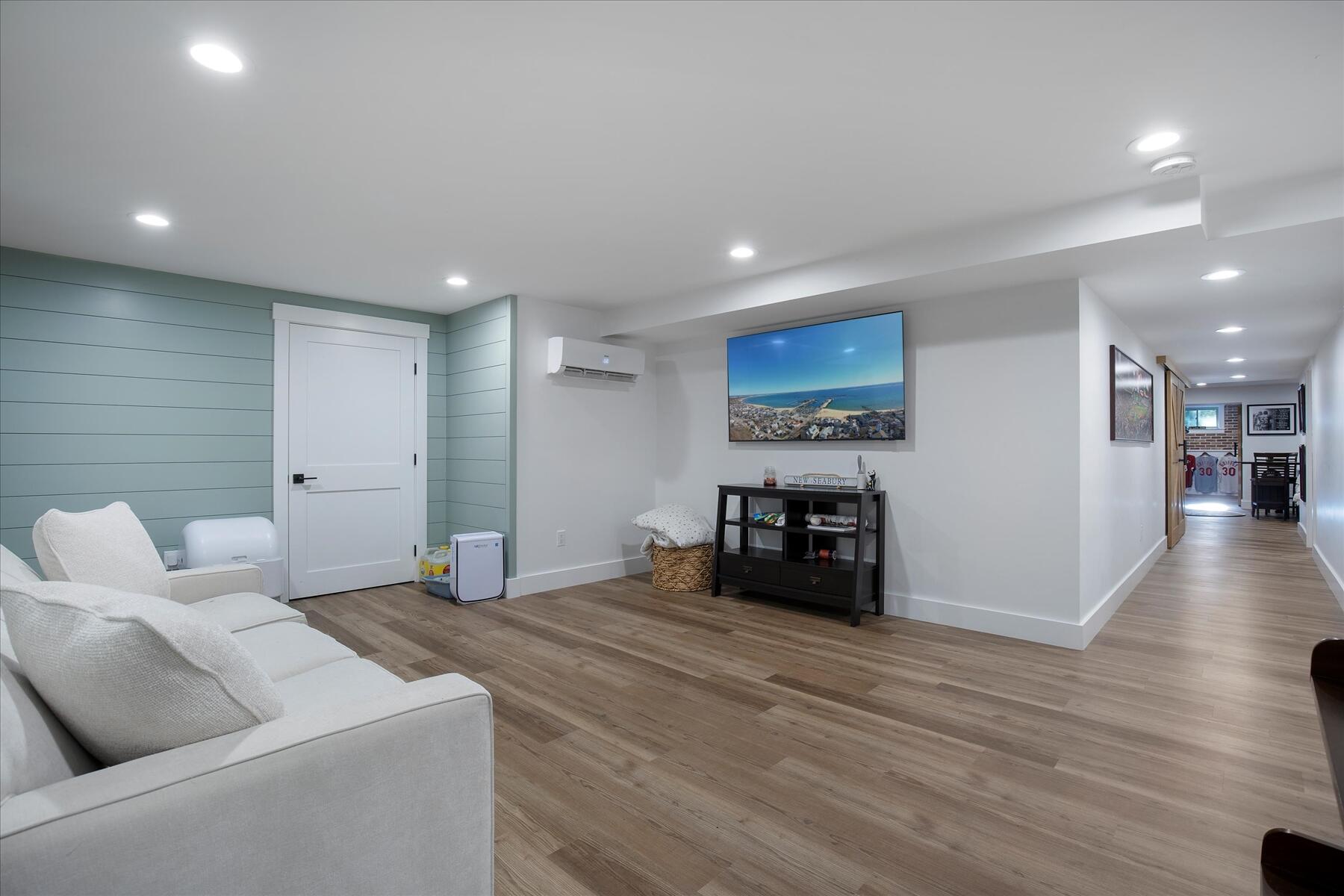 35 Spinnaker Drive Mashpee MA 02649