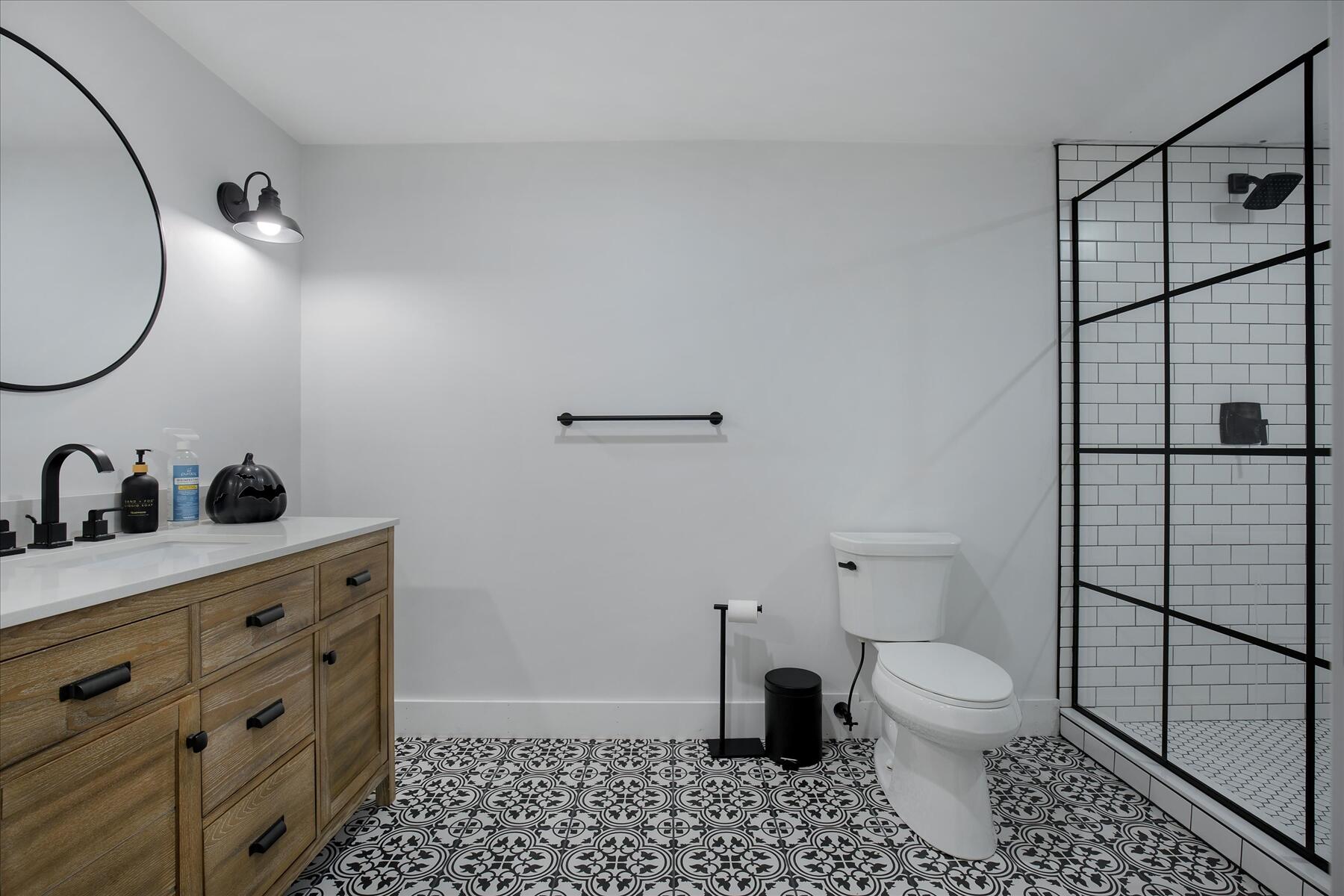 35 Spinnaker Drive Mashpee MA 02649