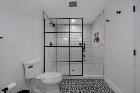 35 Spinnaker Drive Mashpee MA 02649