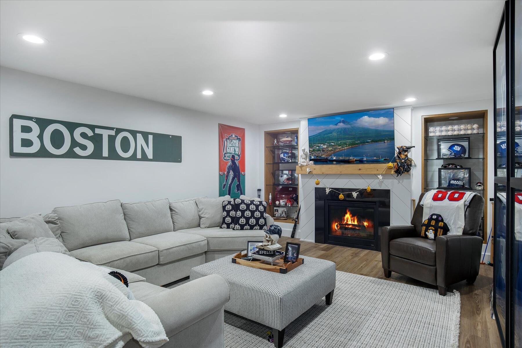 35 Spinnaker Drive Mashpee MA 02649