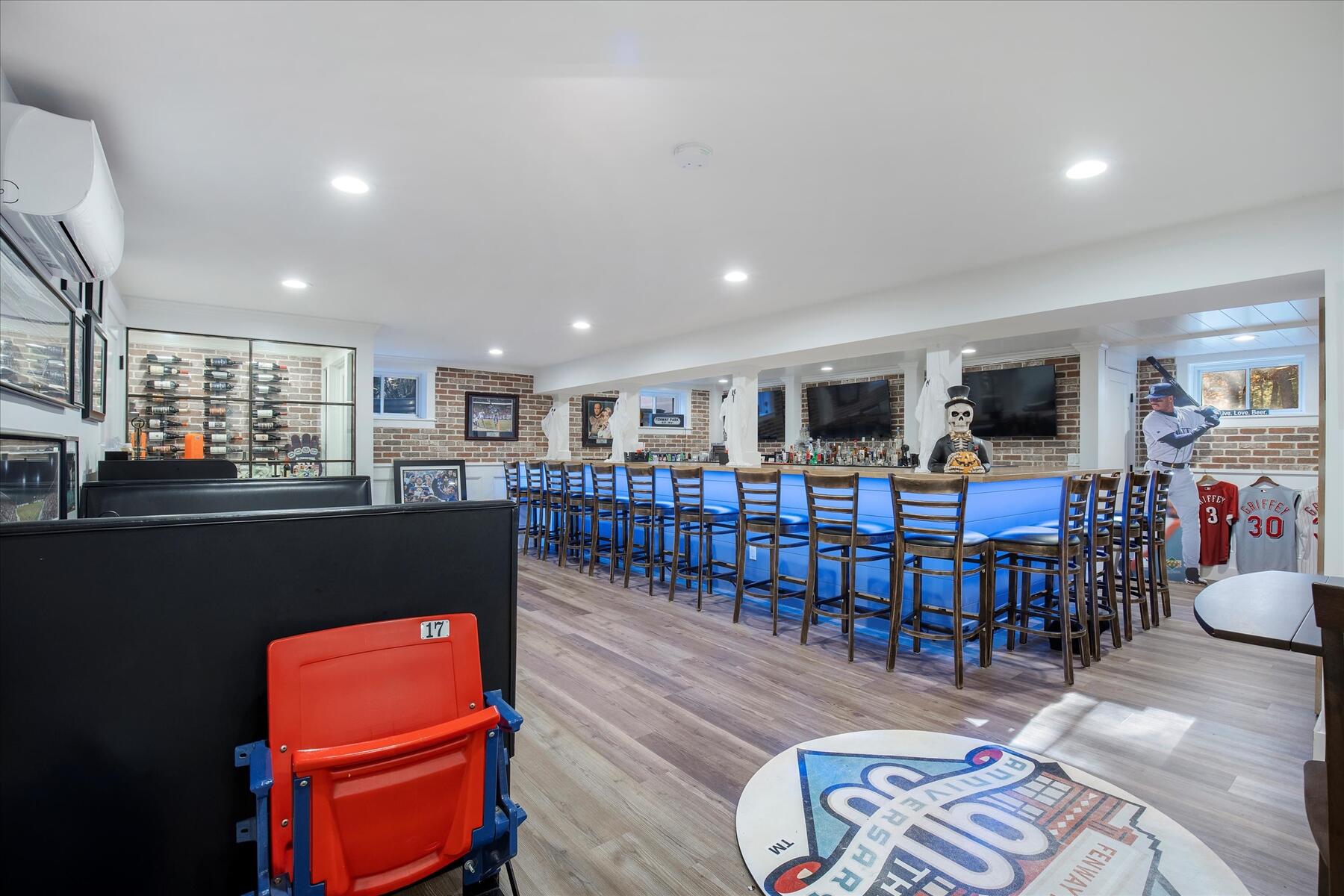 35 Spinnaker Drive Mashpee MA 02649