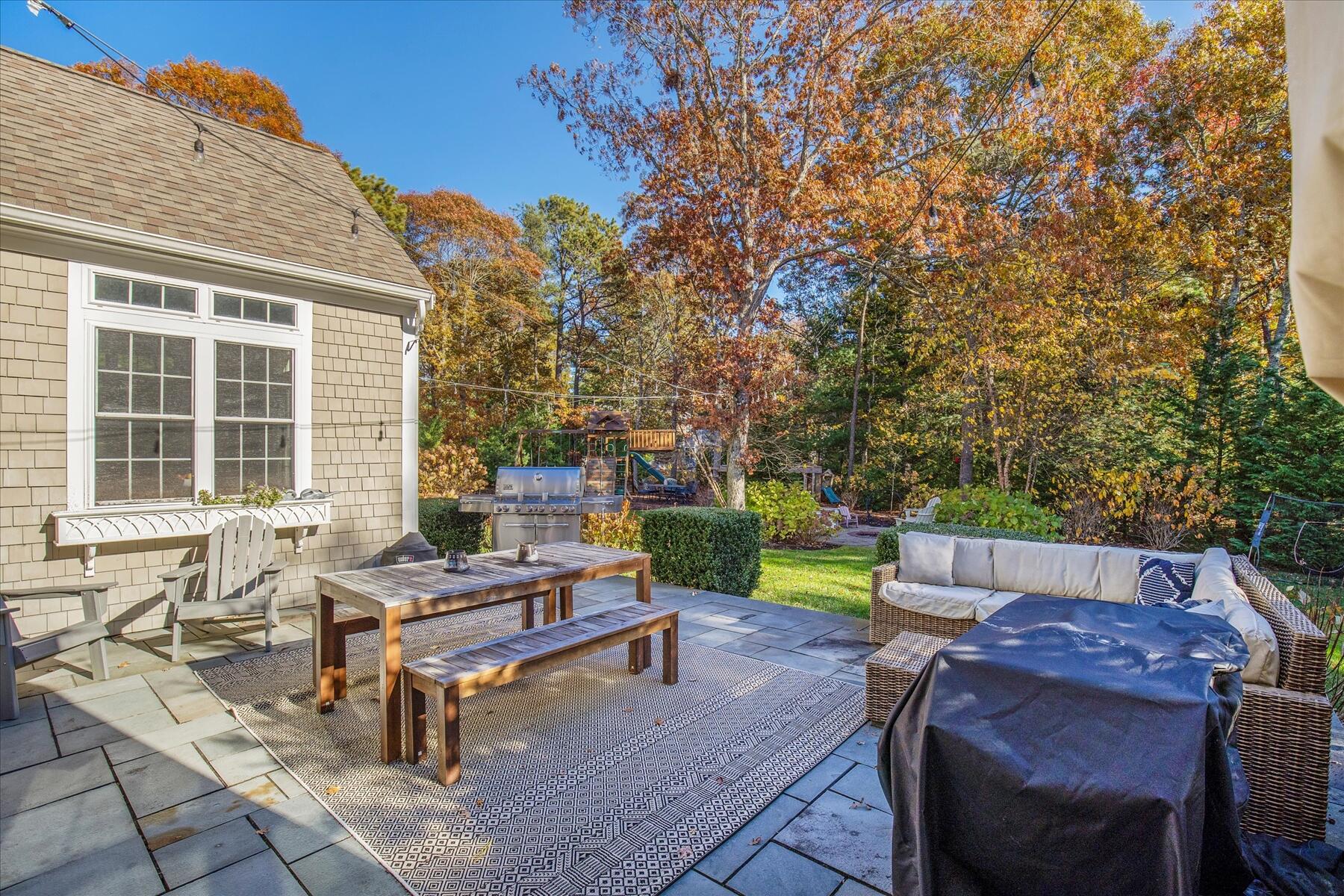 35 Spinnaker Drive Mashpee MA 02649
