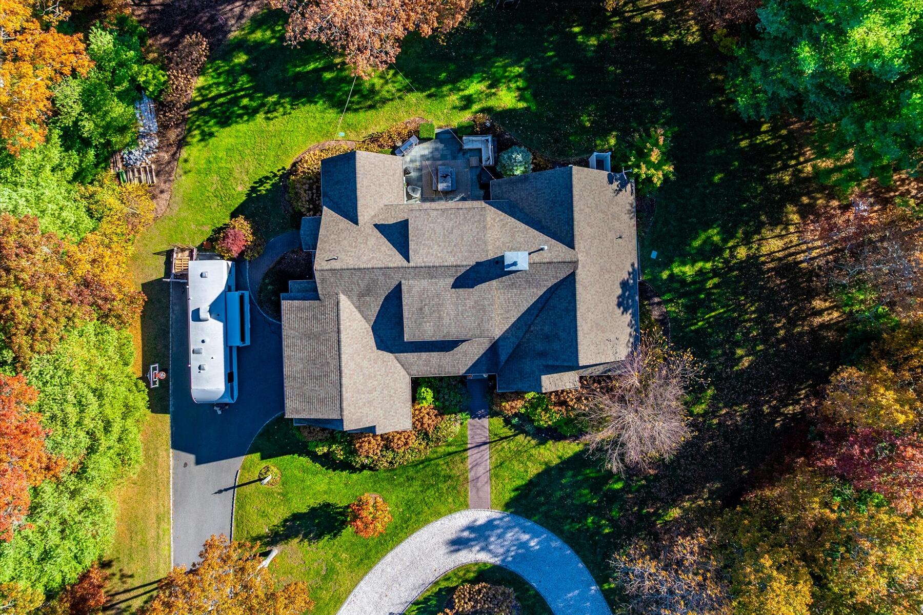 35 Spinnaker Drive Mashpee MA 02649