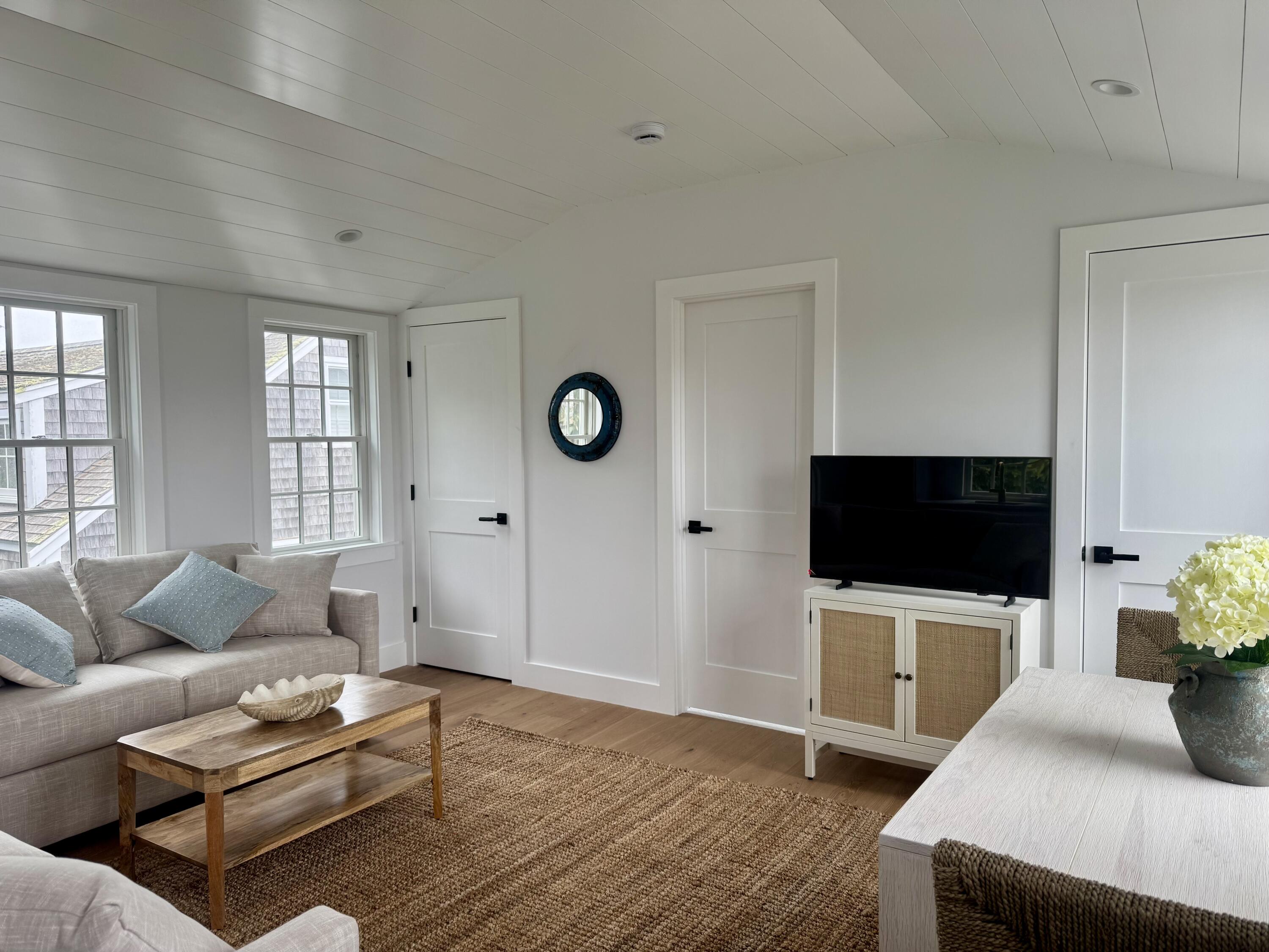 8 Sconset Avenue Siasconset MA 02564