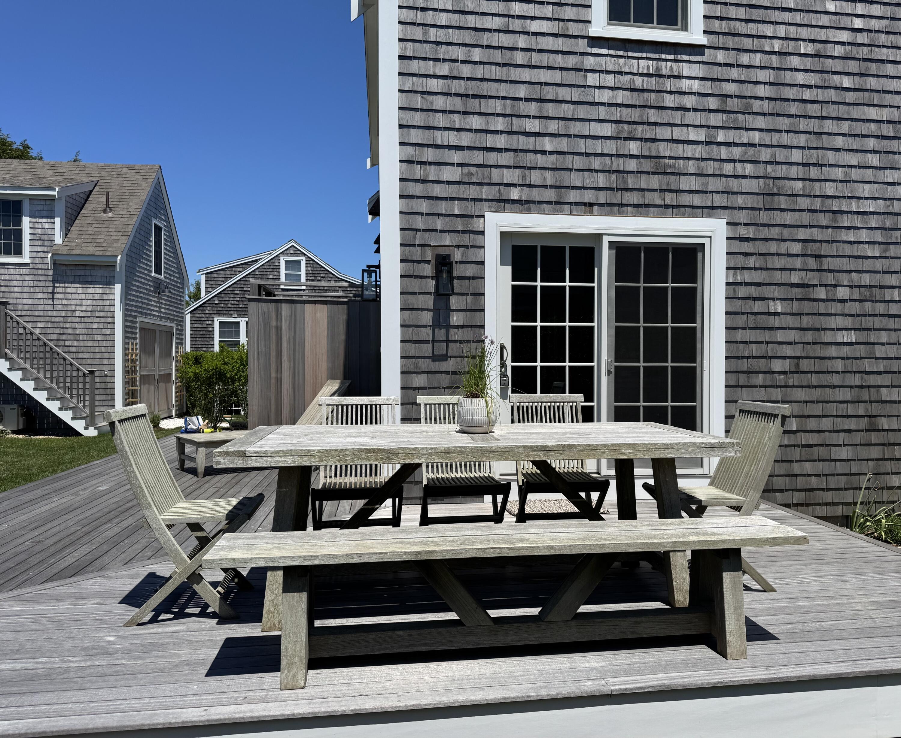 8 Sconset Avenue Nantucket MA 02564