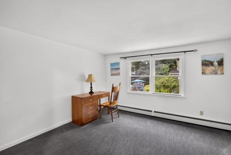 14 Veeder Drive Teaticket MA 02536
