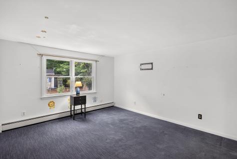 14 Veeder Drive Teaticket MA 02536