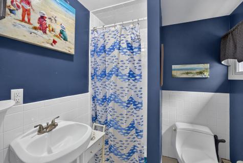 14 Veeder Drive Teaticket MA 02536