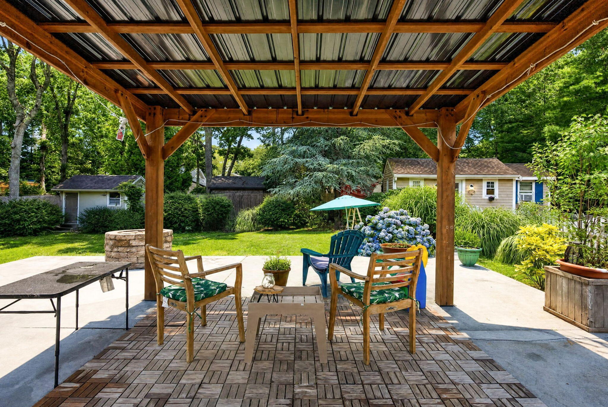14 Veeder Drive Teaticket MA 02536