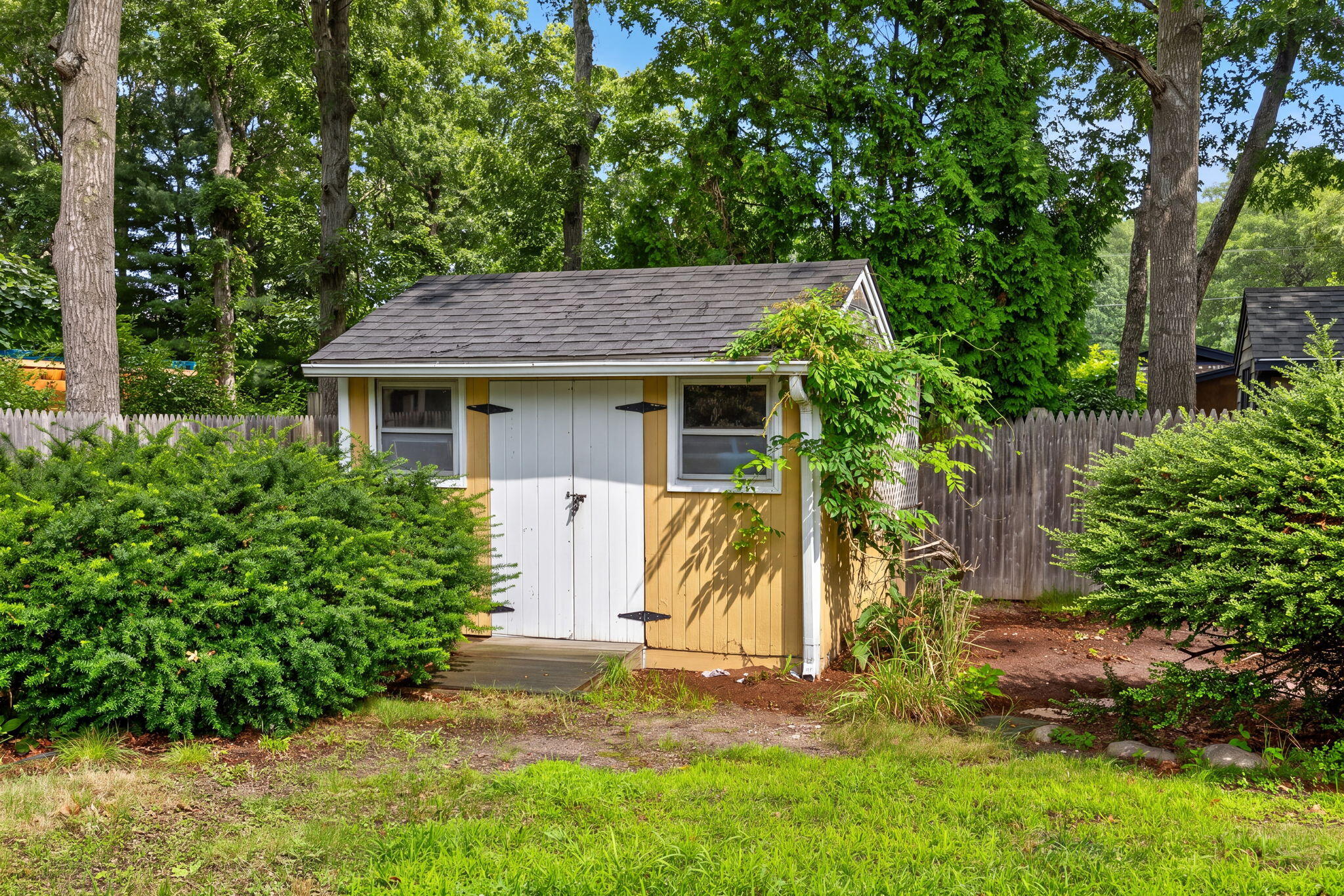 14 Veeder Drive Teaticket MA 02536