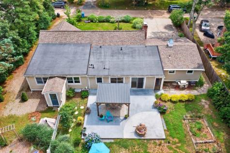 14 Veeder Drive Teaticket MA 02536
