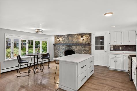 14 Veeder Drive Teaticket MA 02536