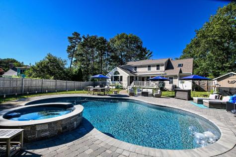 14 Bayshore Drive Mashpee MA 02649