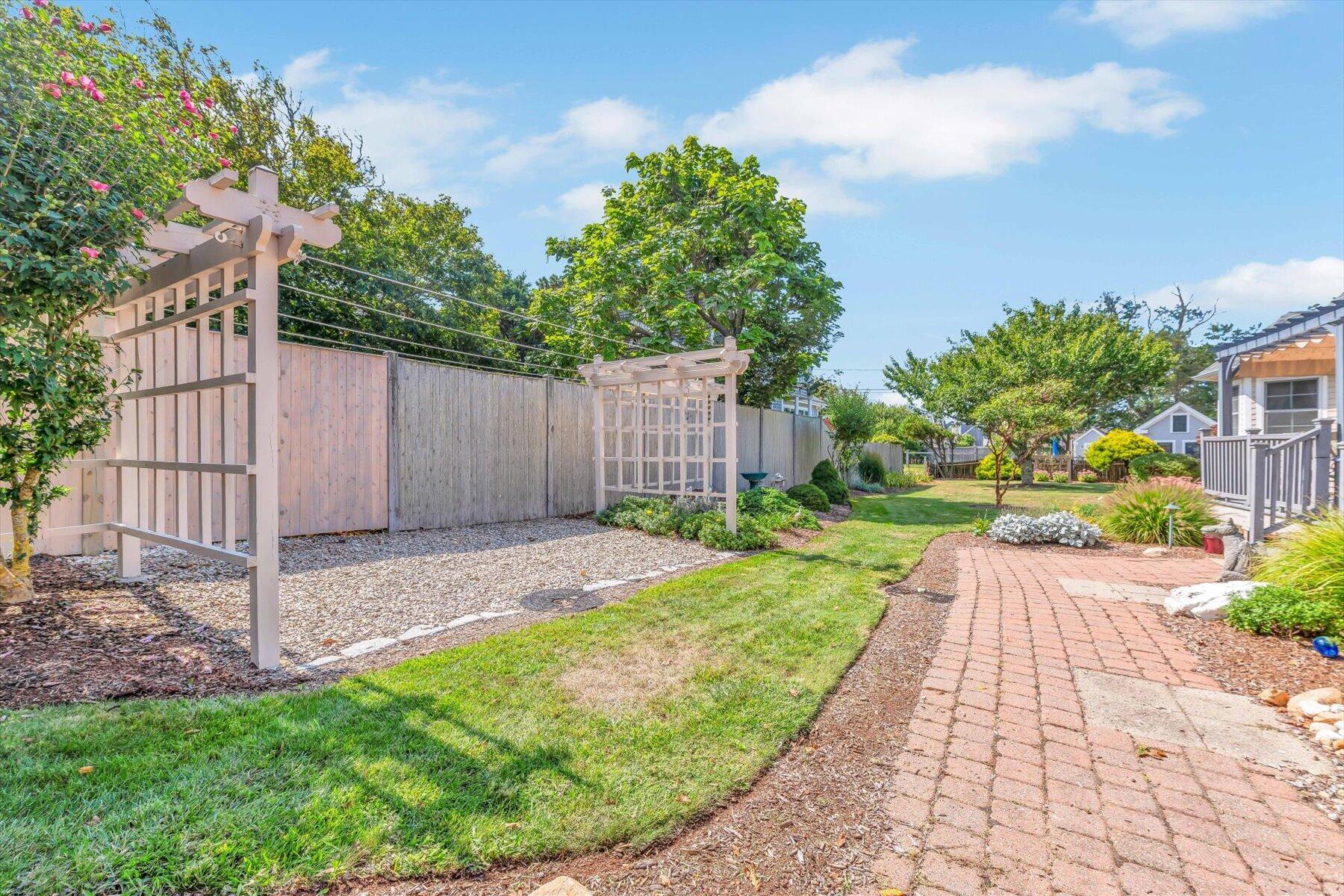 69 Horsefoot Path Dennis MA 02638