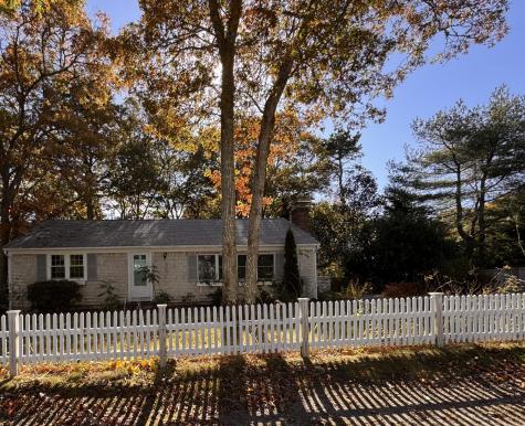 11 Uncle Stanleys Way Dennis MA 02660