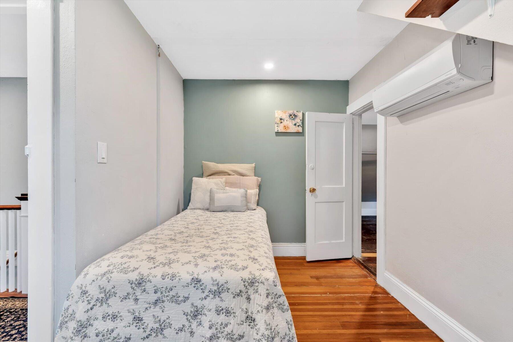 44 Maple Avenue Hyannis MA 02601