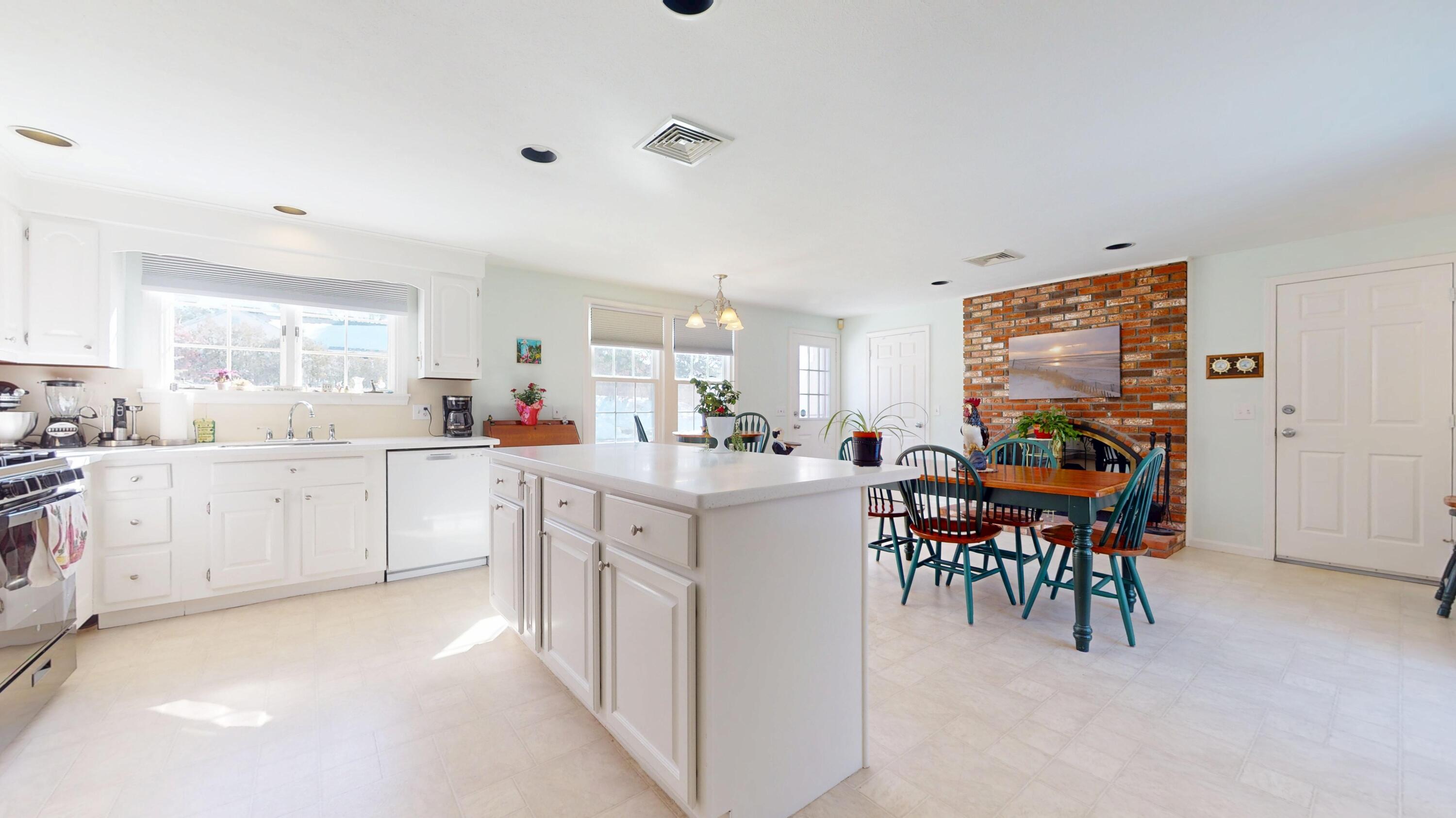 203 Great Western Road Yarmouth MA 02664