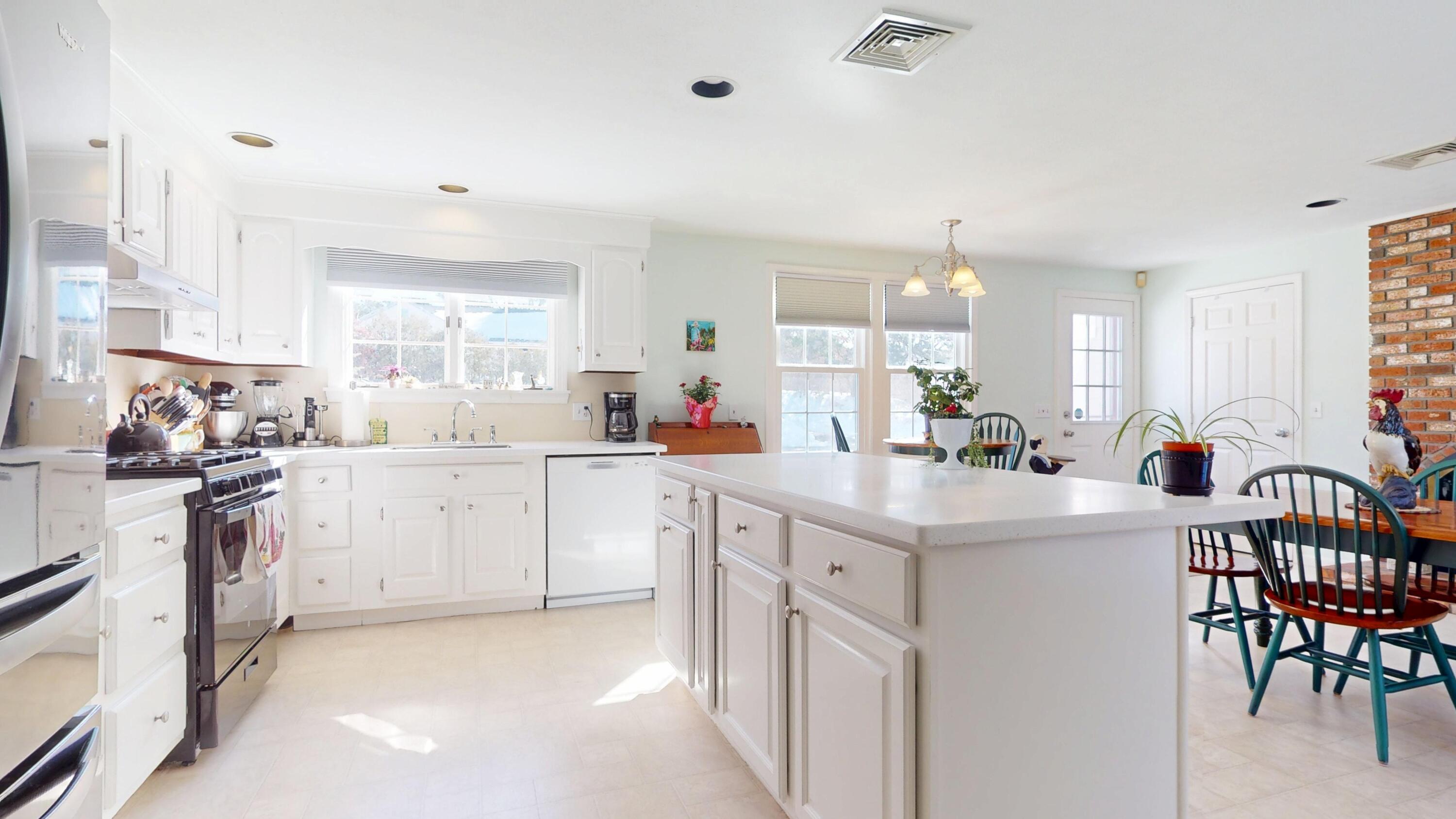 203 Great Western Road Yarmouth MA 02664