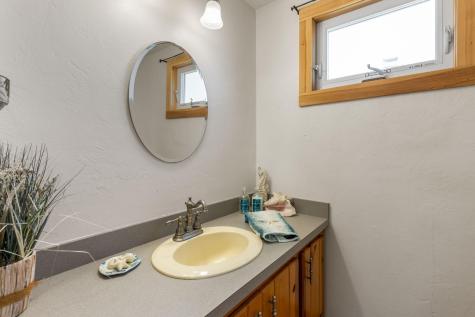 28 Crocker Drive Barnstable MA 02601