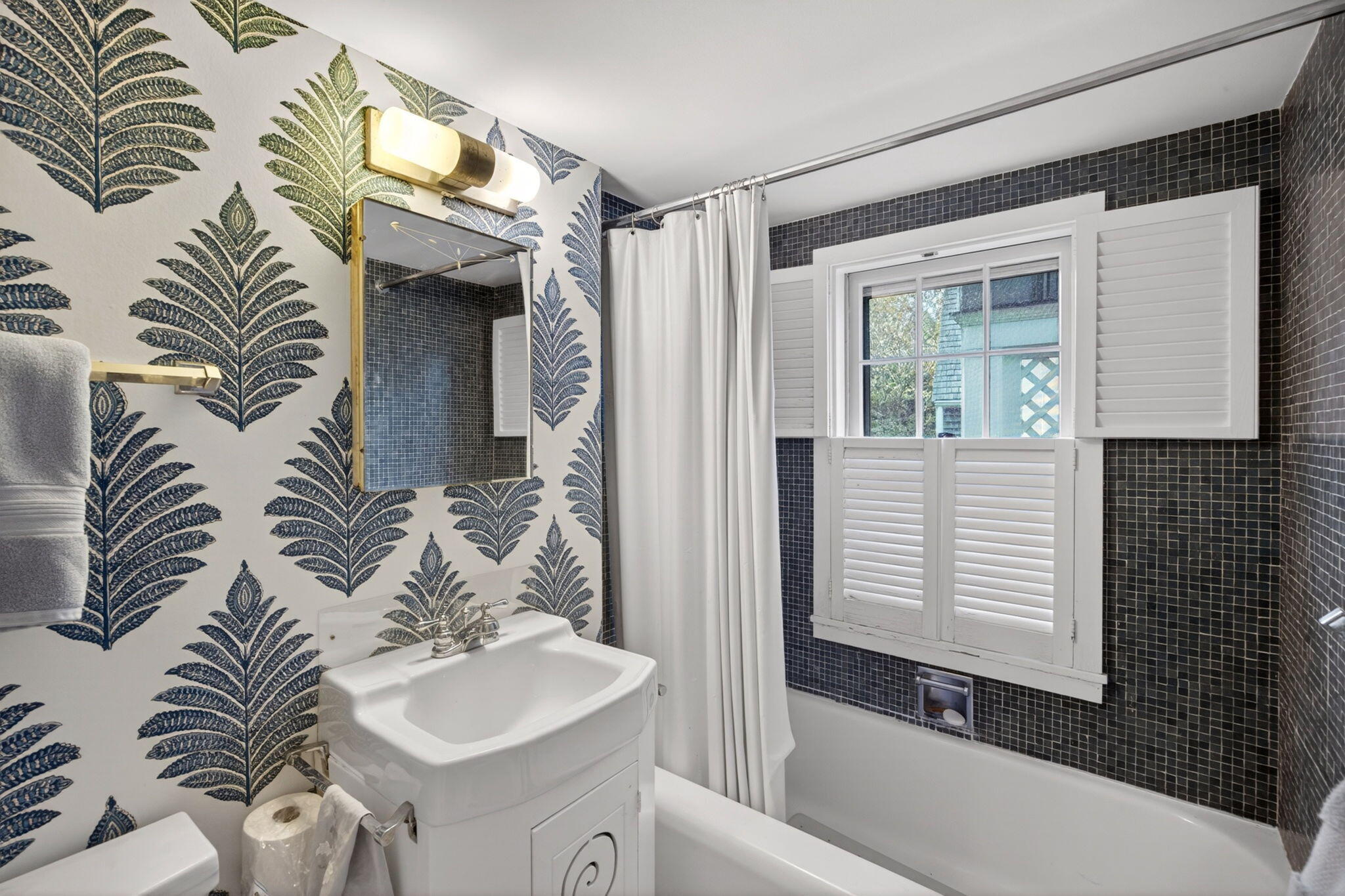 14 Vine Street Marion MA 02738