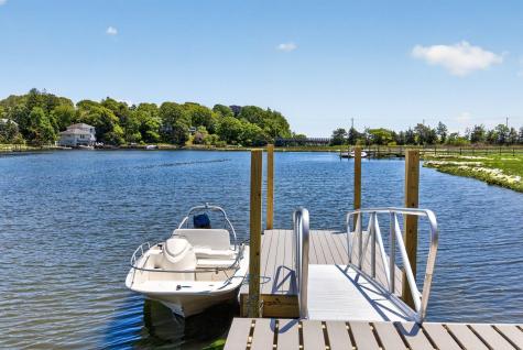 48 Starboard Lane Barnstable MA 02655