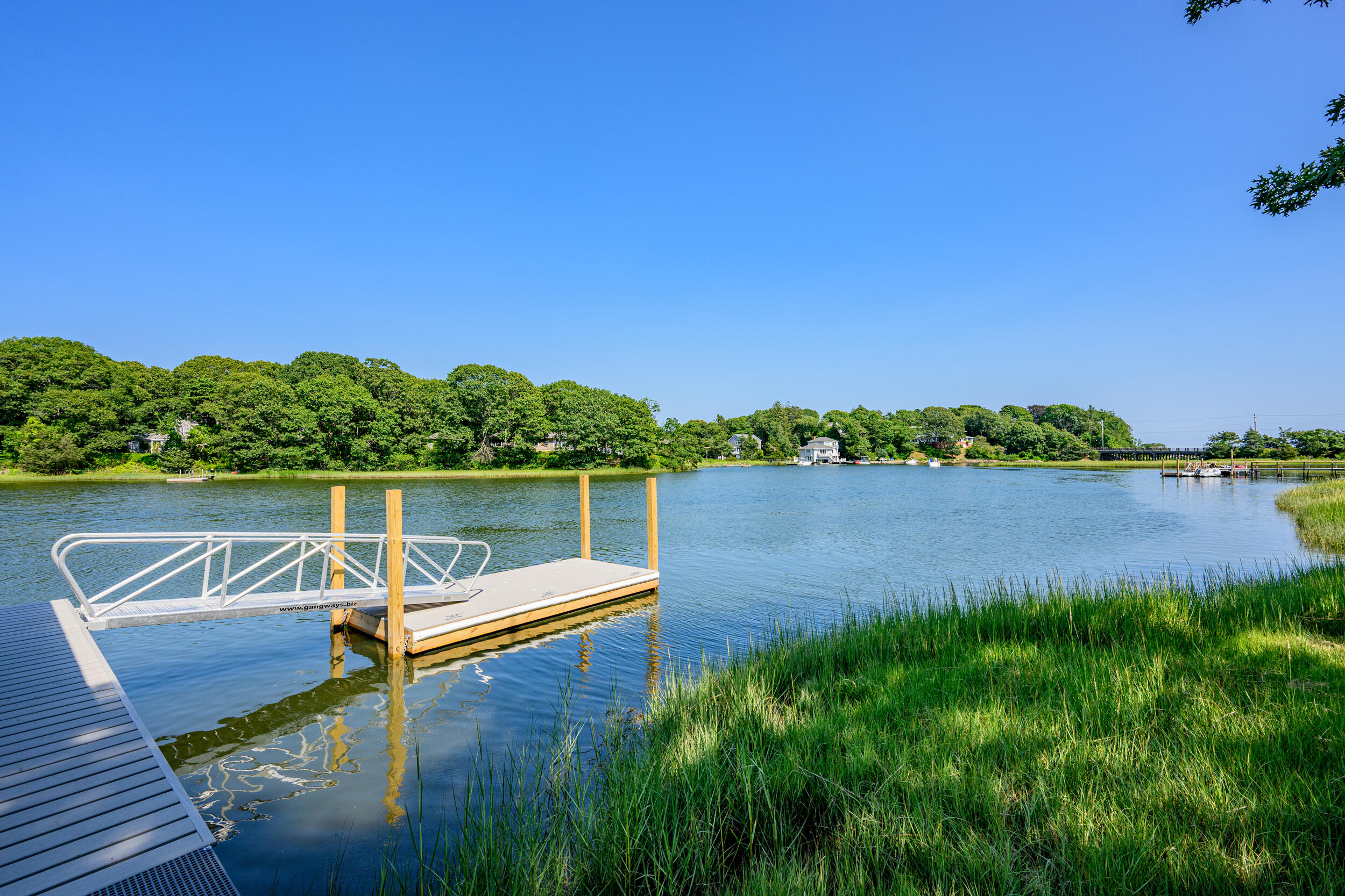 48 Starboard Lane Osterville MA 02655