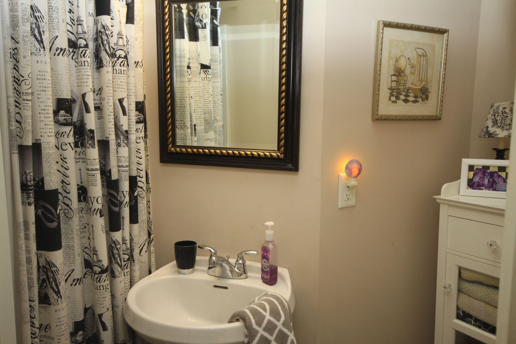 23 Spoondrift Way Mashpee MA 02649