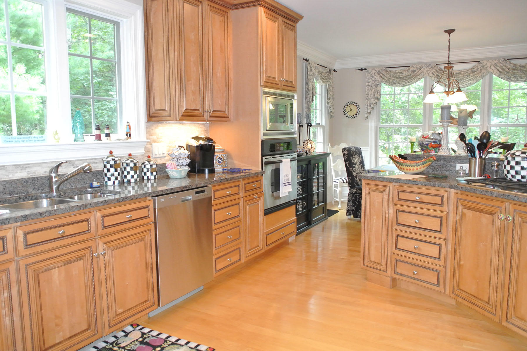 23 Spoondrift Way Mashpee MA 02649