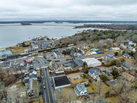 21 Clay Pond Road Bourne MA 02532