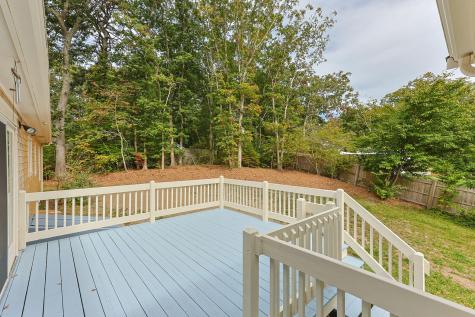 7 Horseshoe Circle Sandwich MA 02563