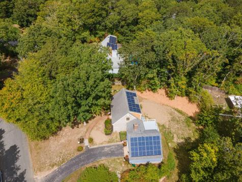 7 Horseshoe Circle Sandwich MA 02563