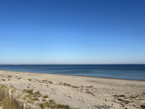 7 Horseshoe Circle Sandwich MA 02563