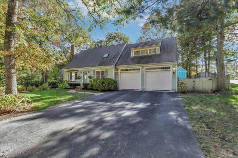 20 Windsor Way Mashpee MA 02649
