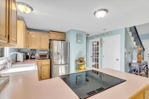 20 Windsor Way Mashpee MA 02649