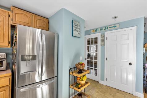 20 Windsor Way Mashpee MA 02649