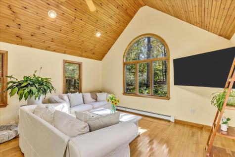 20 Windsor Way Mashpee MA 02649