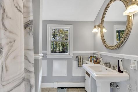 20 Windsor Way Mashpee MA 02649