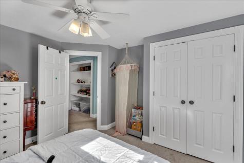 20 Windsor Way Mashpee MA 02649