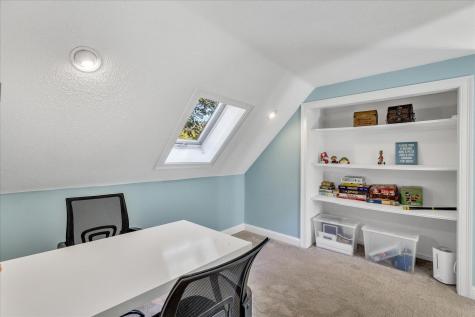 20 Windsor Way Mashpee MA 02649