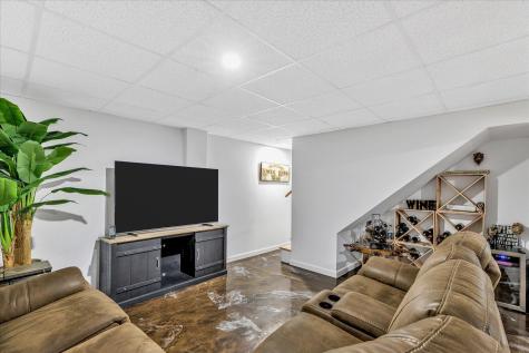 20 Windsor Way Mashpee MA 02649